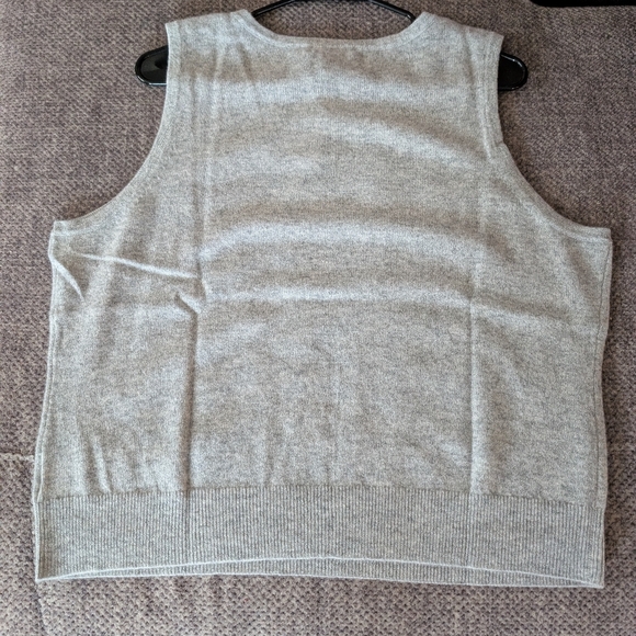 Cashmere Charter Club Luxury Gray Sleeveless Sweater Pullover XL - Picture 3 of 3